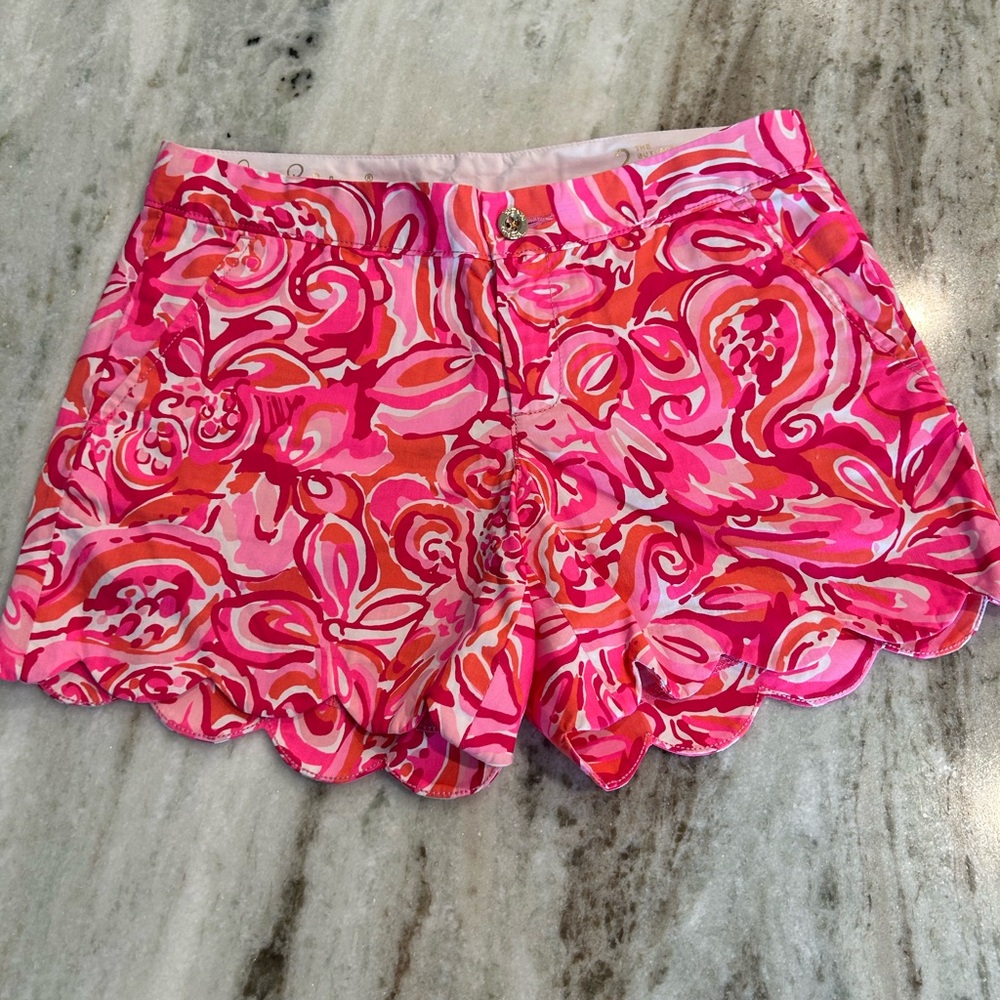 Lilly Pulitzer shorts size 2